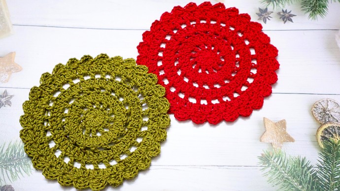 How to Make Easy Crochet Christmas Placemats